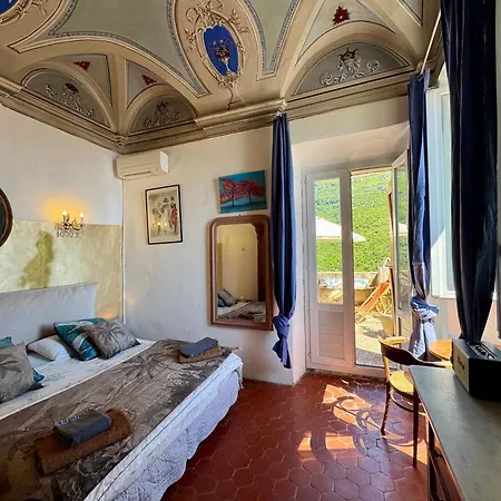 Tour Historique Vue Cap Corse 아파트