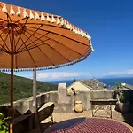 La Tour Morazzani , Heritage Floor With Sea View Cap Corse * 布伦德