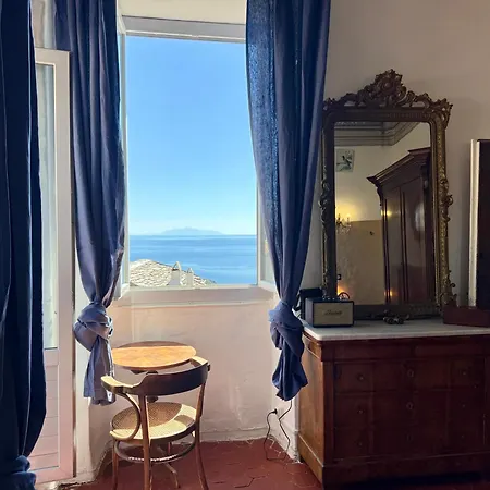 Tour Morazzani Apartment
